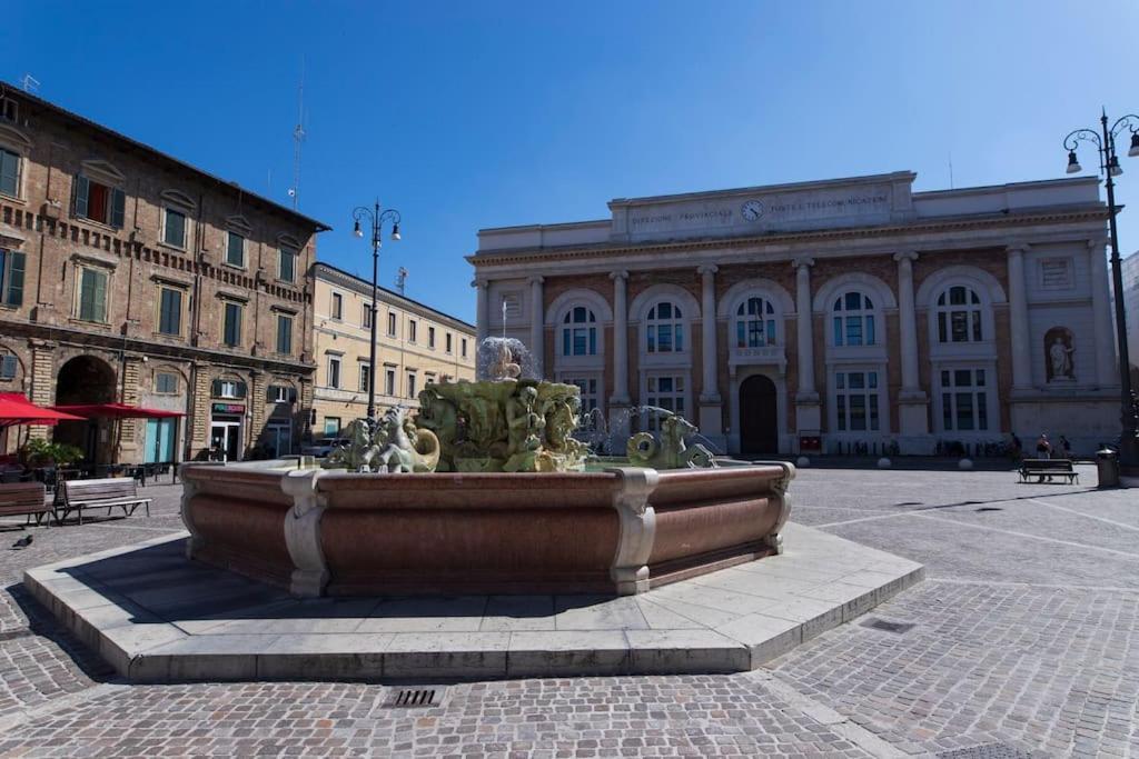 Rossini Home Pesaro Vicino Al Teatro Rossini By Yohome المظهر الخارجي الصورة