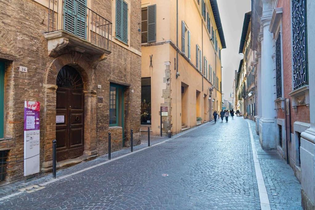 Rossini Home Pesaro Vicino Al Teatro Rossini By Yohome المظهر الخارجي الصورة